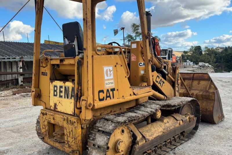 OmecoHub - Immagine CATERPILLAR 931B